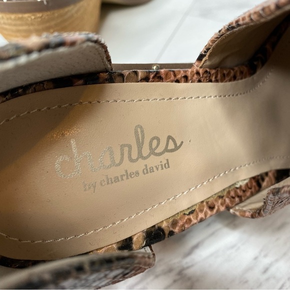 Charles David Snake Faux Leather Split Shaft Bootie 8M - Picture 11 of 13